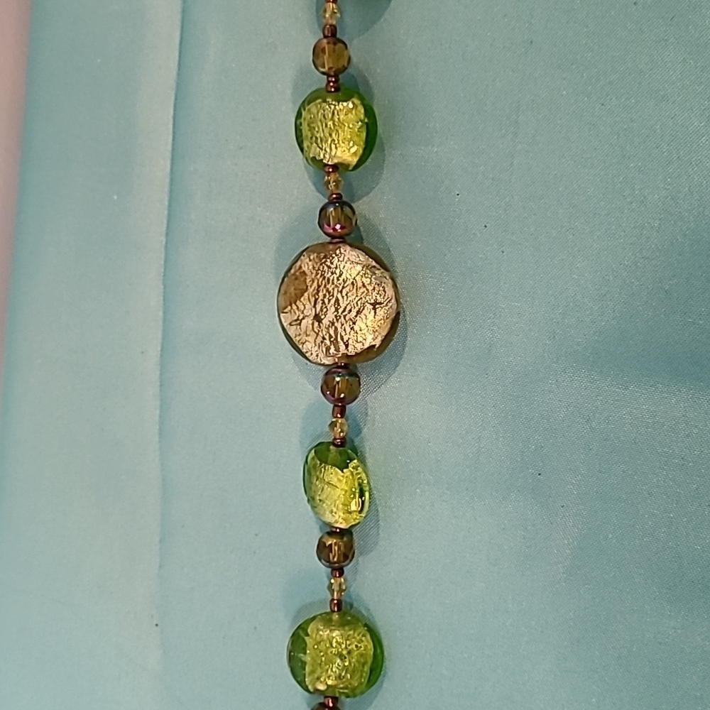 Beaded Necklace - Picture 5 of 9